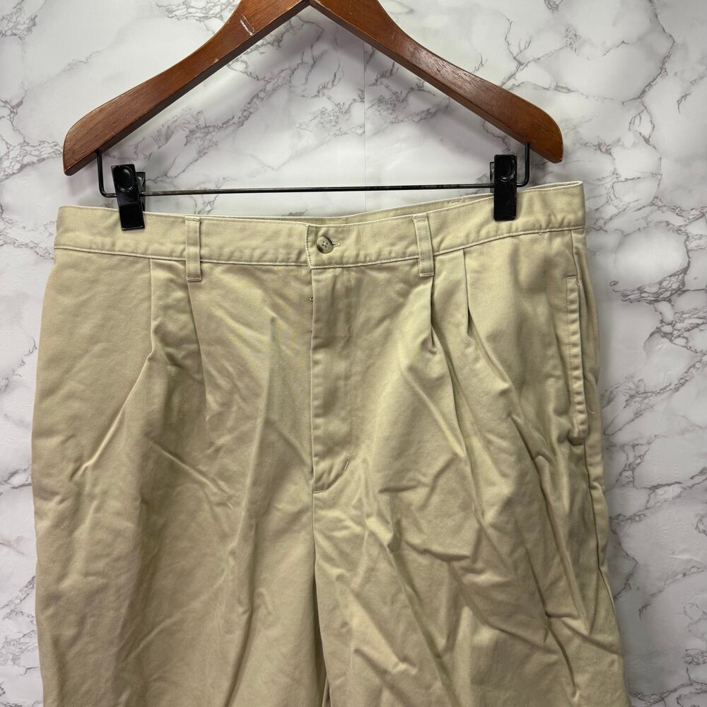 Vintage L.L. Bean Men’s Shorts sz 38 Pleated Front Cotton Khaki #H220 - Picture 8 of 9